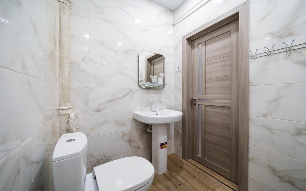 Apartment In The Heart Of Chernigov 外观 照片